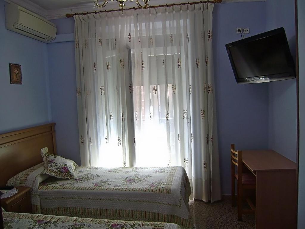 Hostal Miguel Angel マドリード 部屋 写真