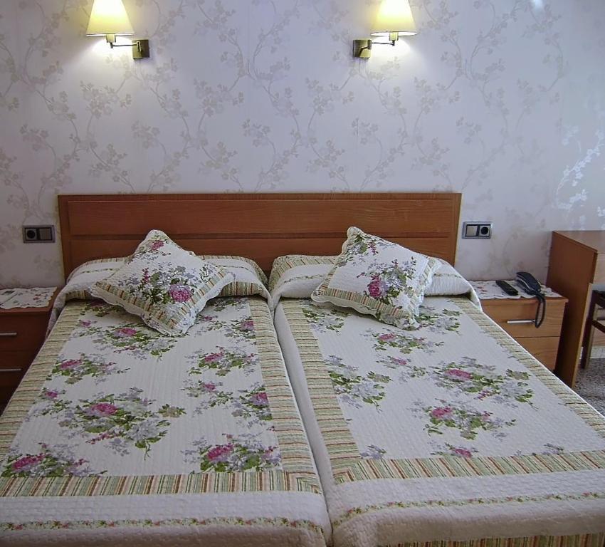 Hostal Miguel Angel マドリード 部屋 写真